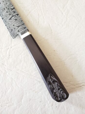 Cuchillo con hoja de Damasco y mango con detalles en marfil